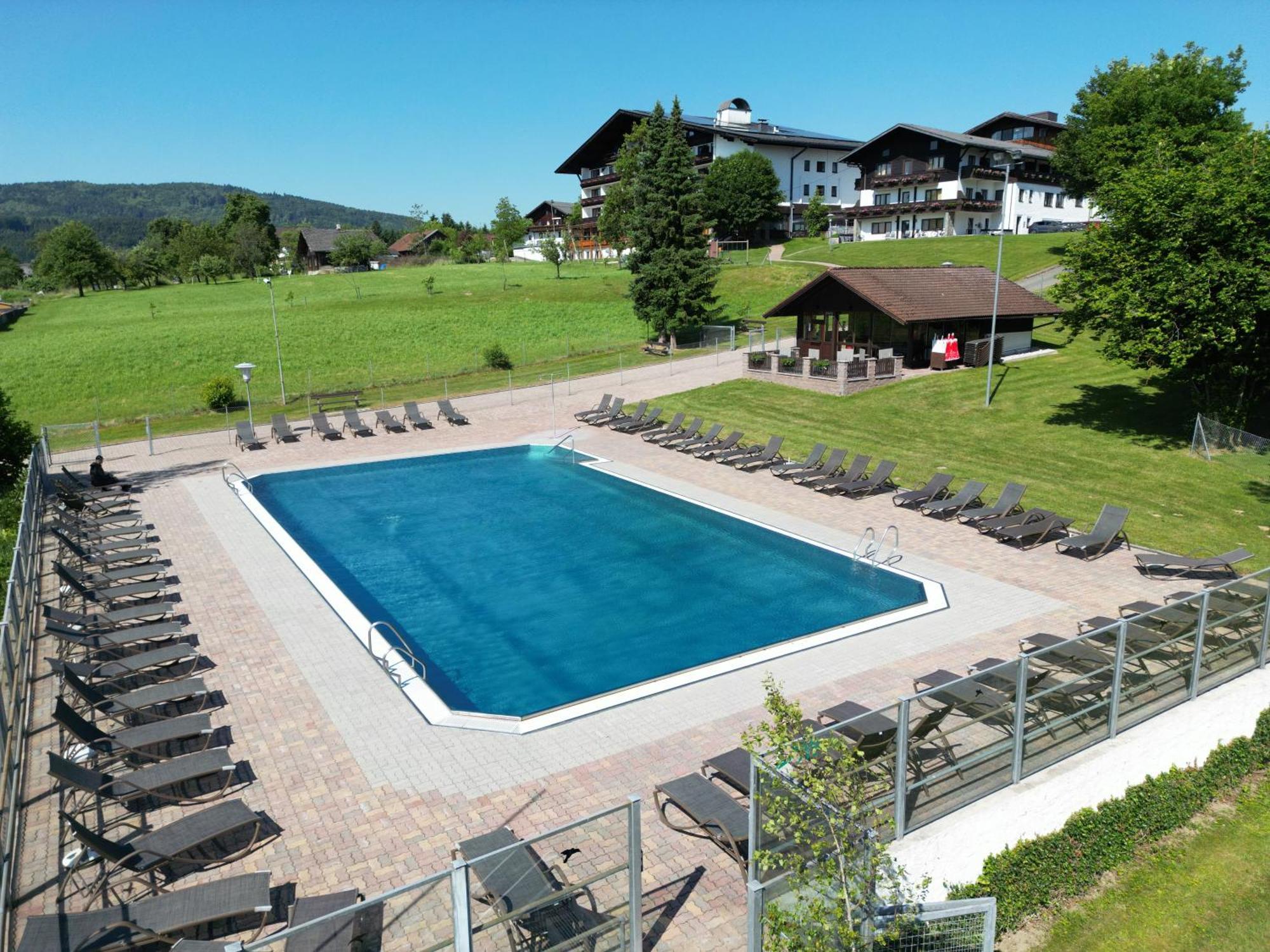 Hotel Lohninger-Schober Sankt Georgen im Attergau Ngoại thất bức ảnh