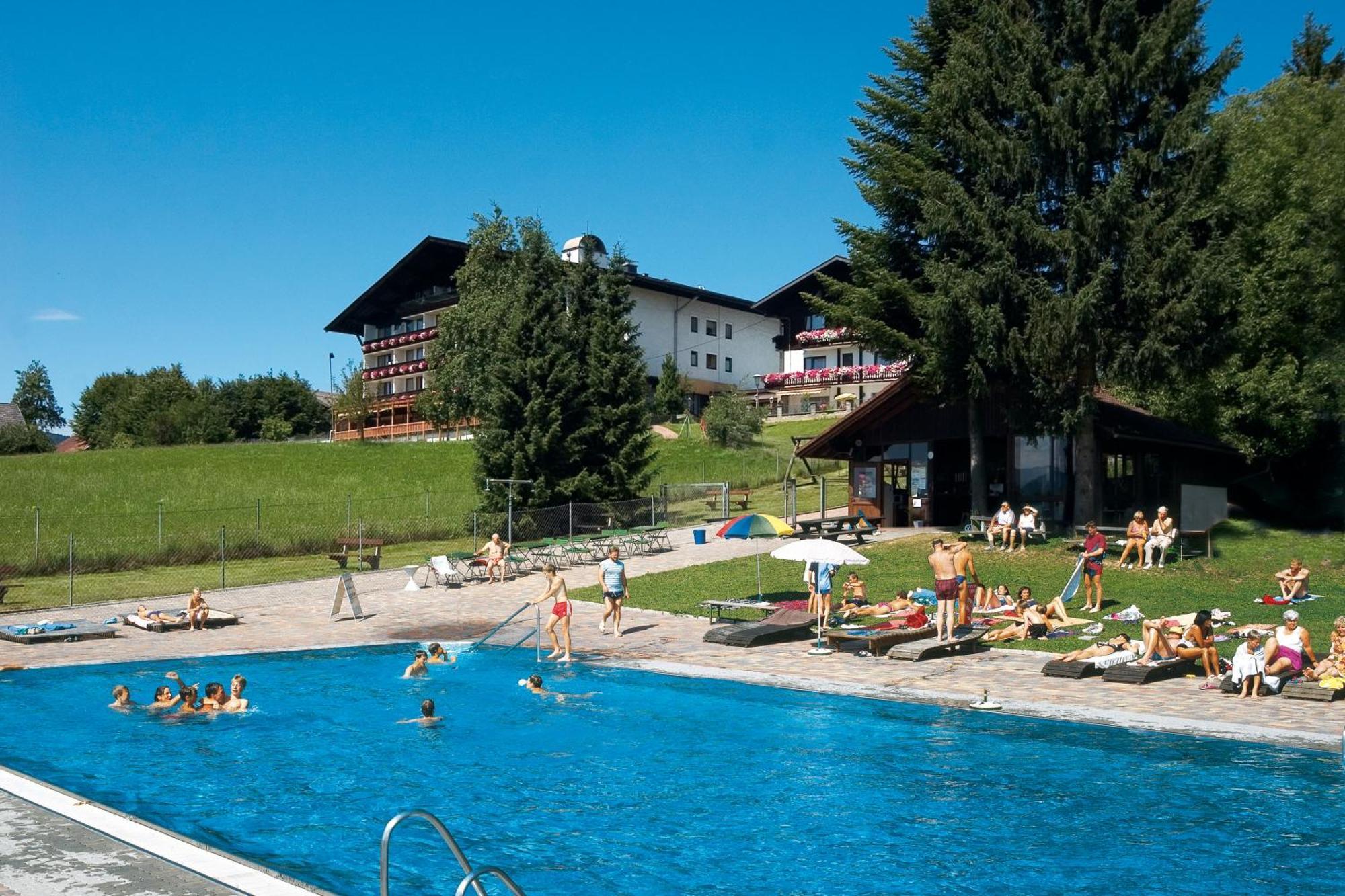 Hotel Lohninger-Schober Sankt Georgen im Attergau Ngoại thất bức ảnh