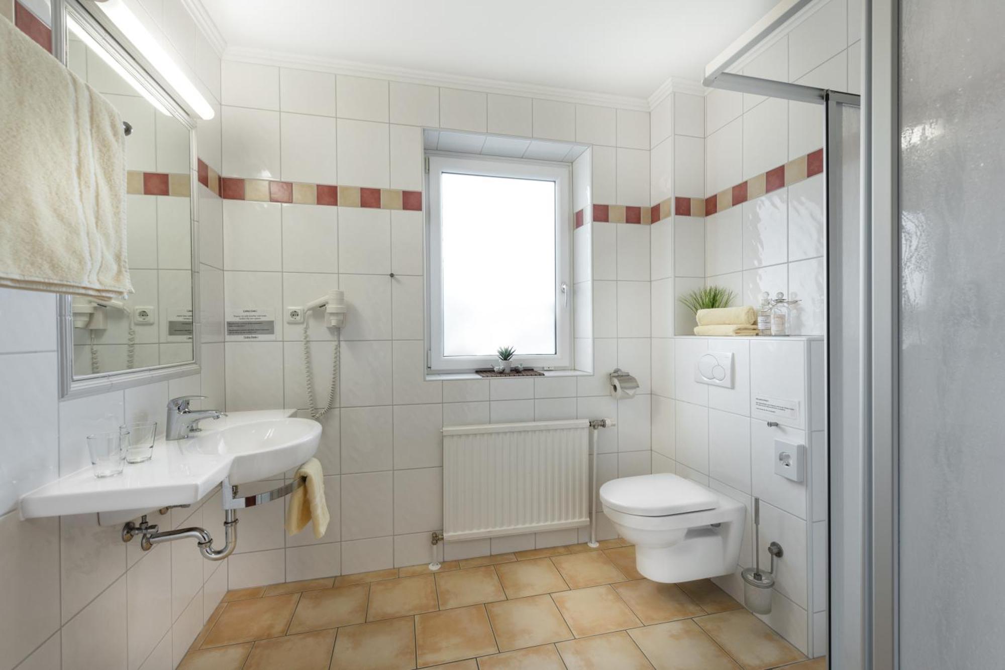 Hotel Lohninger-Schober Sankt Georgen im Attergau Phòng bức ảnh